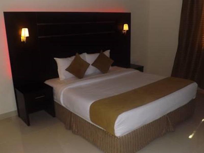 Baron Palace - Almasif Hotel Apartments Riade Exterior foto